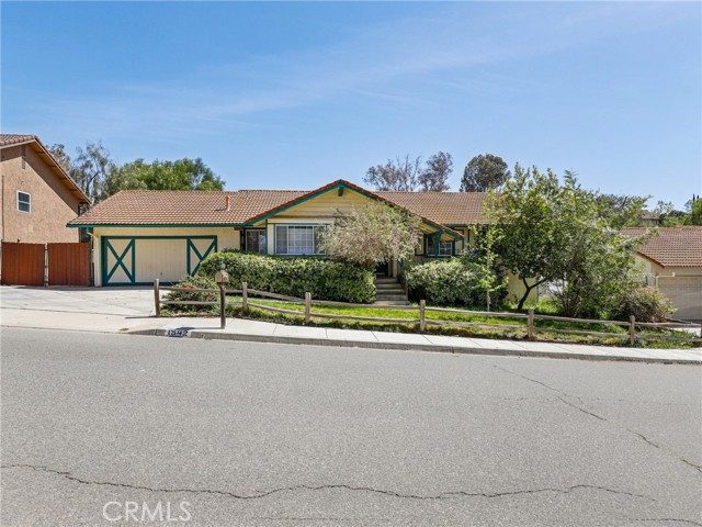 Front exterior before — Simi Valley